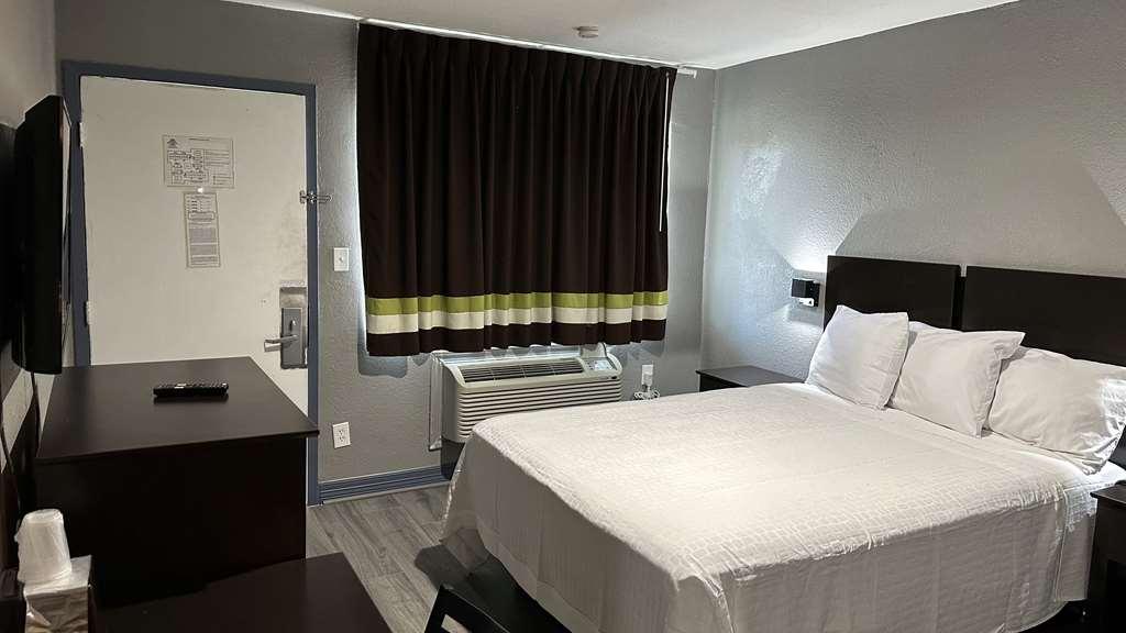 Americas Best Value Inn And Suites Groves Pokój zdjęcie