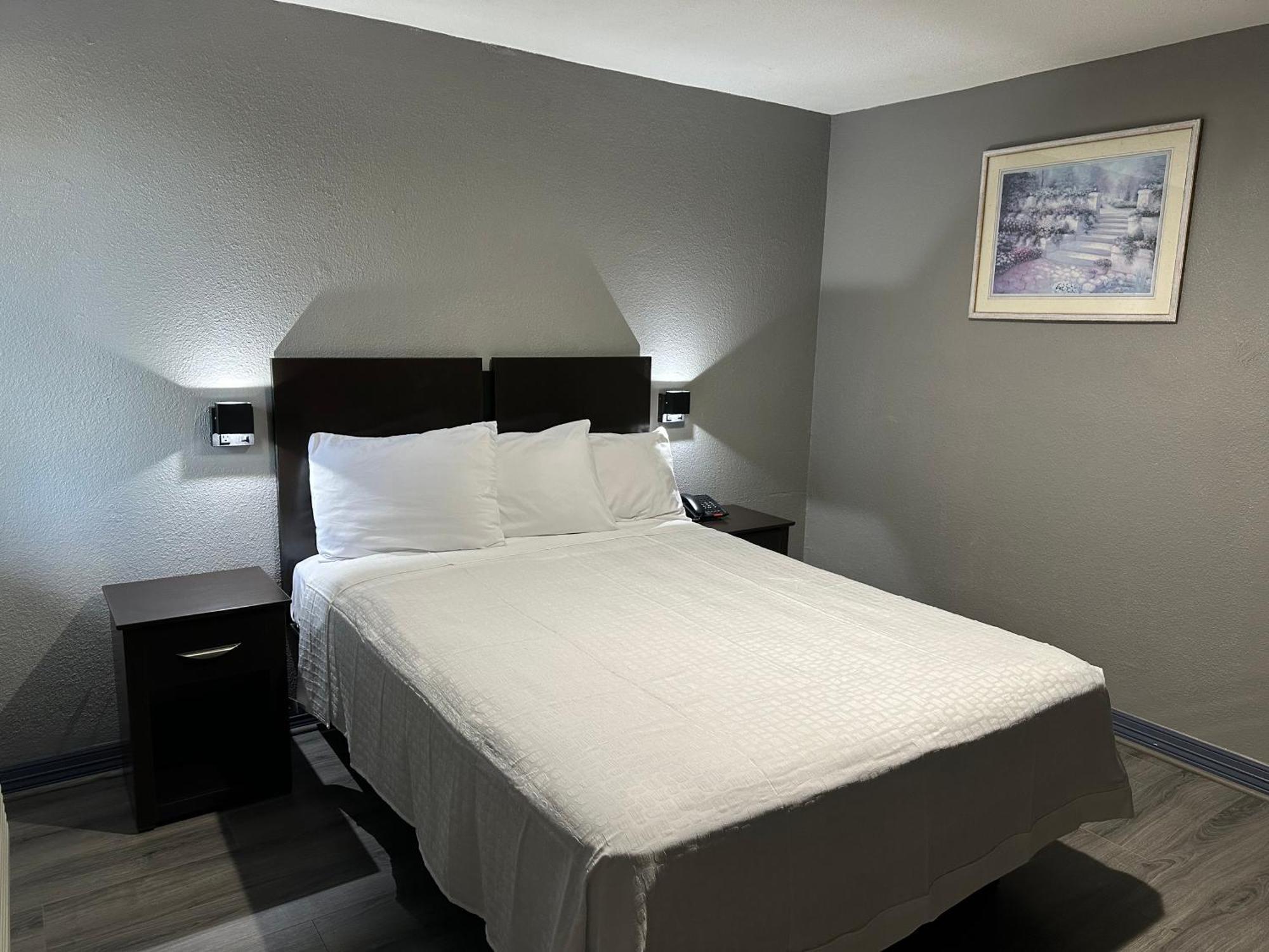 Americas Best Value Inn And Suites Groves Zewnętrze zdjęcie