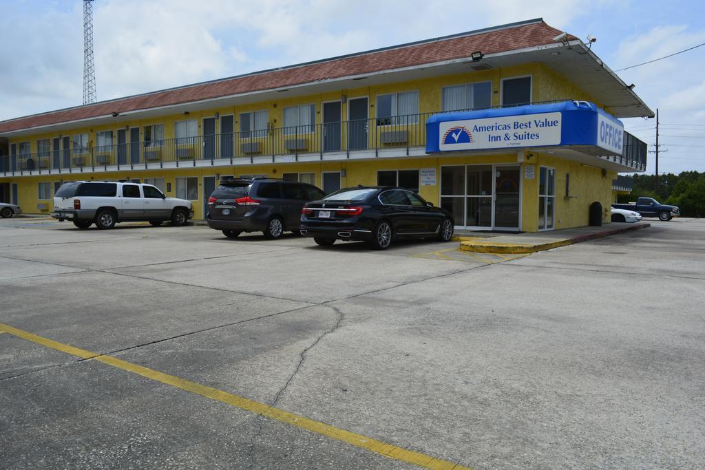 Americas Best Value Inn And Suites Groves Zewnętrze zdjęcie