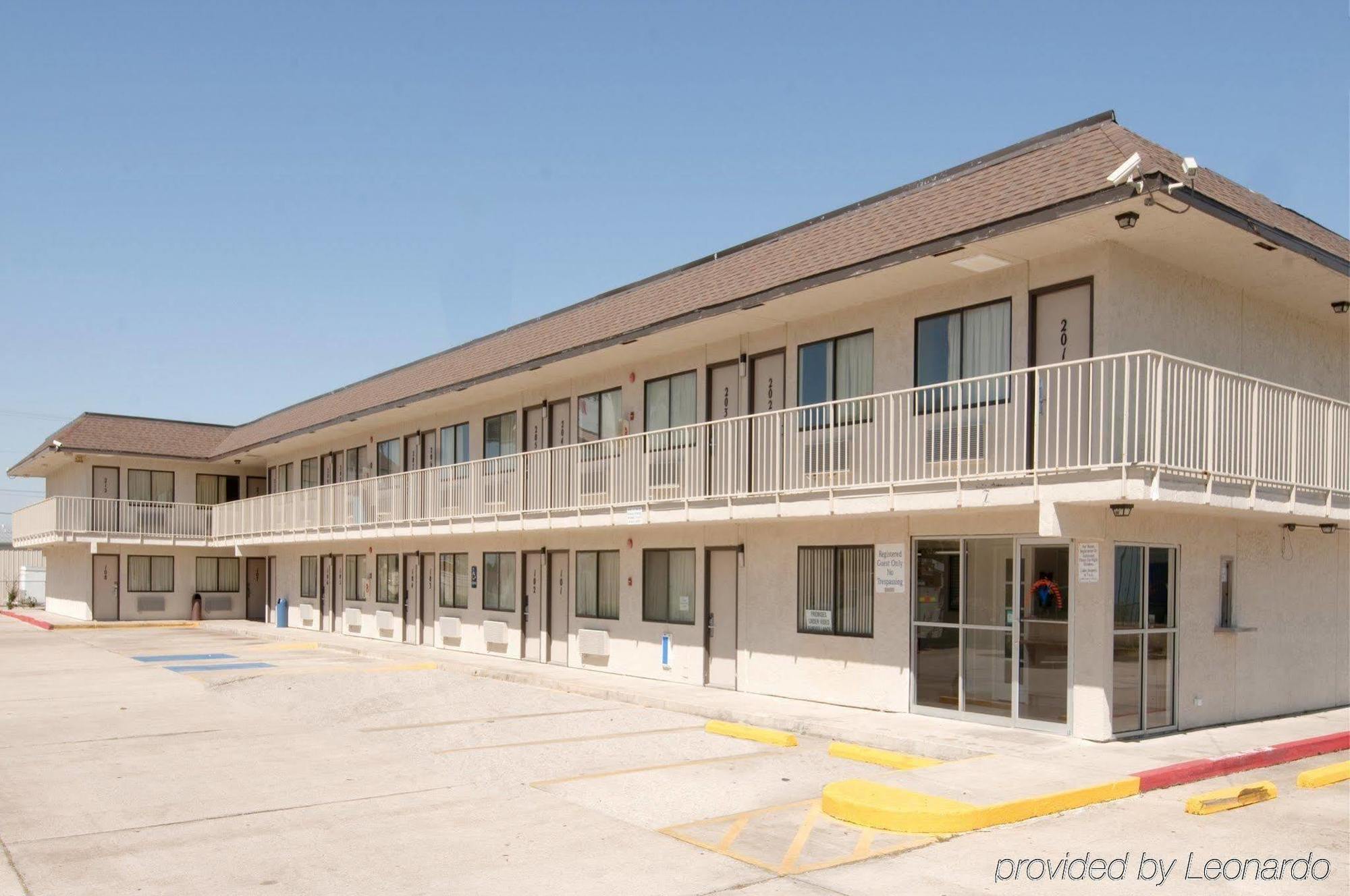 Americas Best Value Inn And Suites Groves Zewnętrze zdjęcie