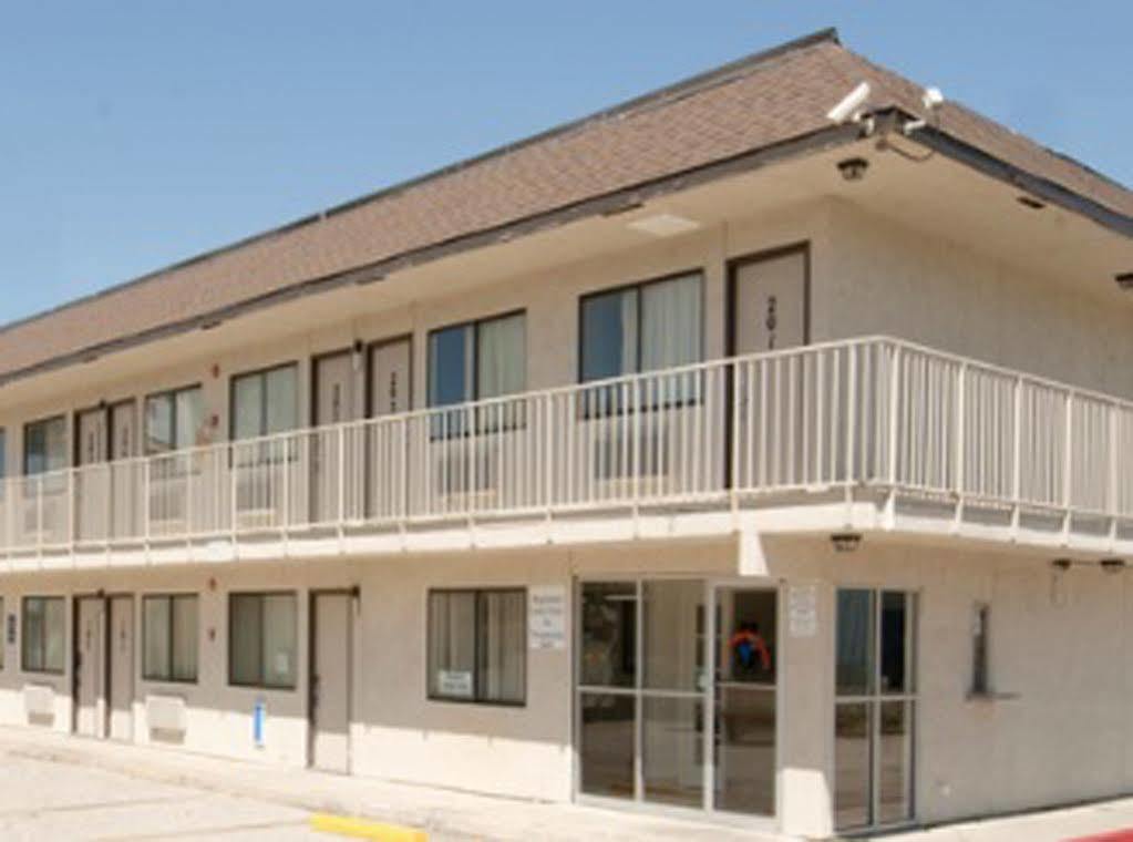 Americas Best Value Inn And Suites Groves Zewnętrze zdjęcie